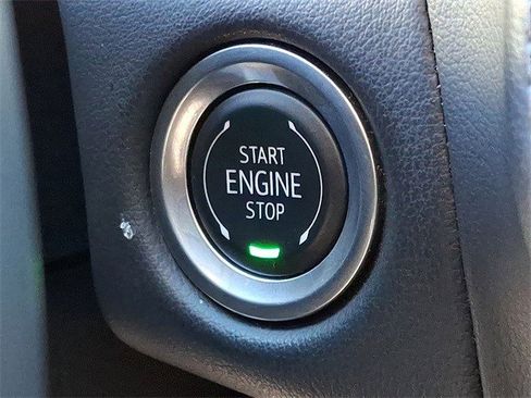 Certified 2024 Chevrolet Suburban LT image 22