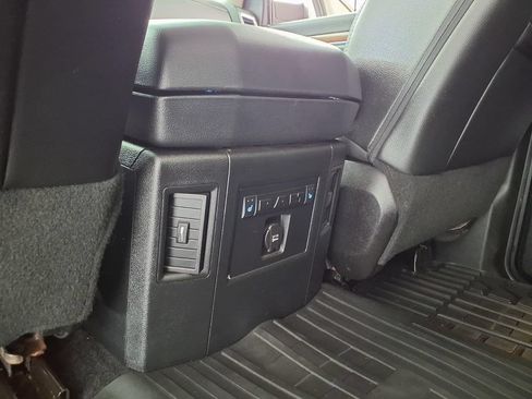 Used 2013 RAM 1500 Laramie w/ Convenience Group AWD/4WD image 15
