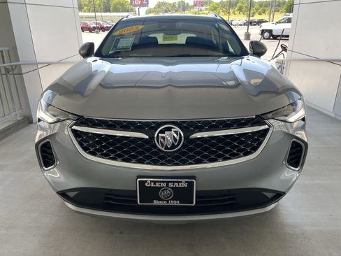 Used 2023 Buick Envision Avenir AWD/4WD image 8