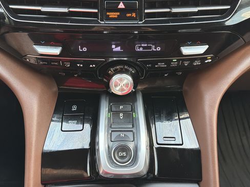 Used 2023 Acura MDX FWD w/ Technology Package image 7