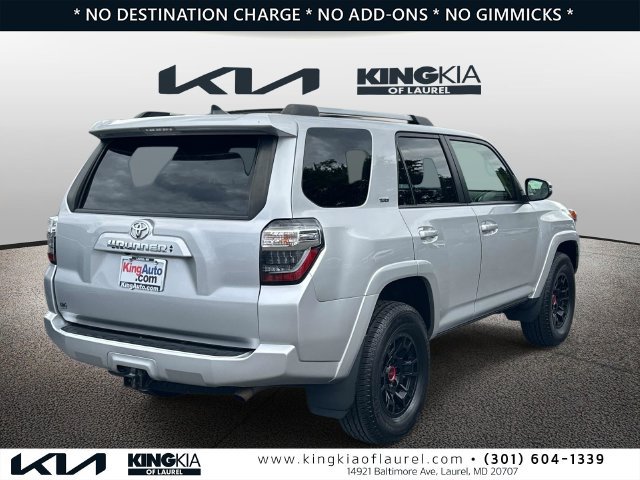 Used 2023 Toyota 4Runner SR5 Premium w/ Moonroof Package AWD/4WD image 23