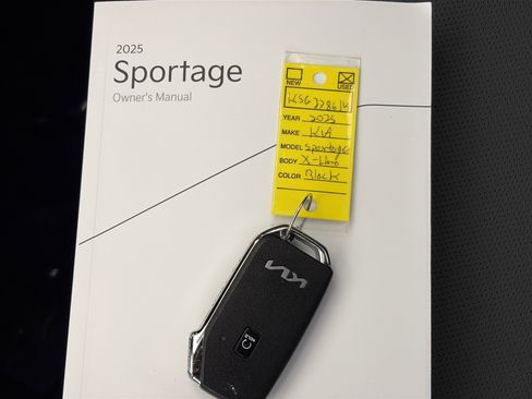 Certified 2025 Kia Sportage X-Line w/ Premium Package AWD/4WD image 36