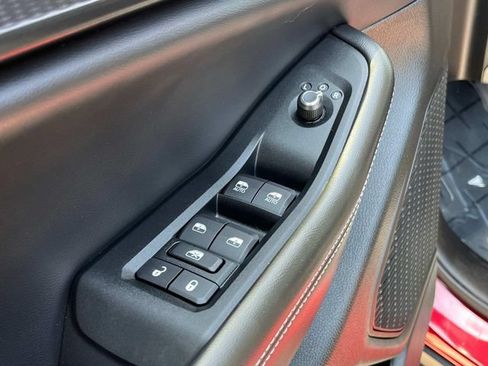 Used 2024 Jeep Grand Cherokee Laredo X w/ Luxury Tech Group I RWD image 31