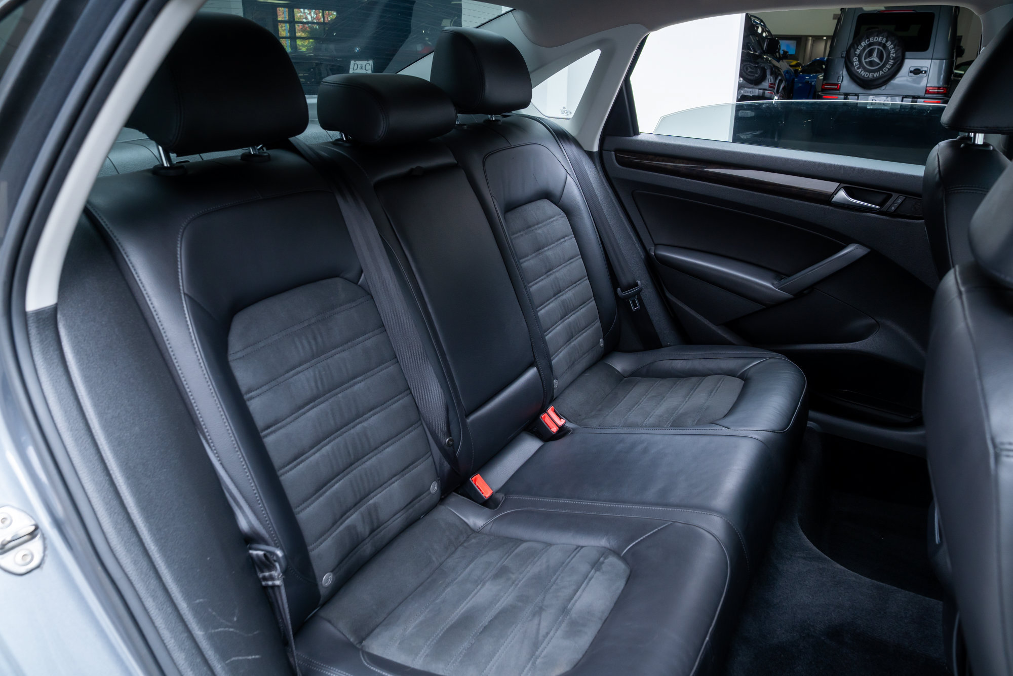 Used 2014 Volkswagen Passat TDI SEL Premium FWD image 22