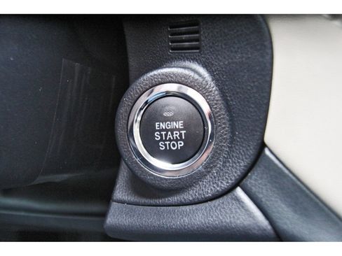 Used 2024 Subaru Outback Limited AWD/4WD image 19