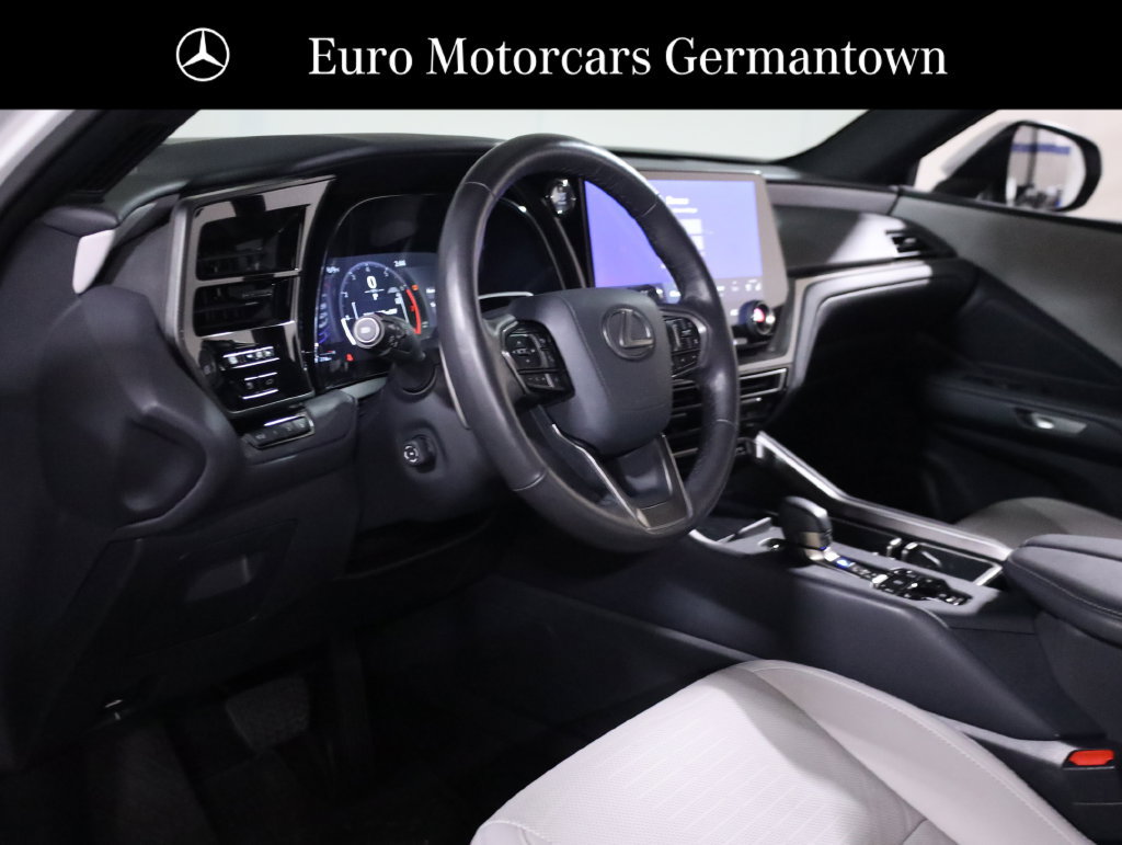 Used 2024 Lexus TX 350 AWD w/ Captains Chair Package image 22