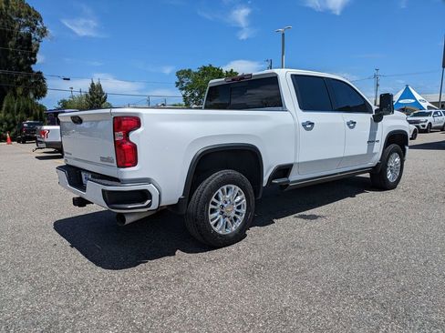 Used 2023 Chevrolet Silverado 2500 High Country w/ Technology Package AWD/4WD image 6