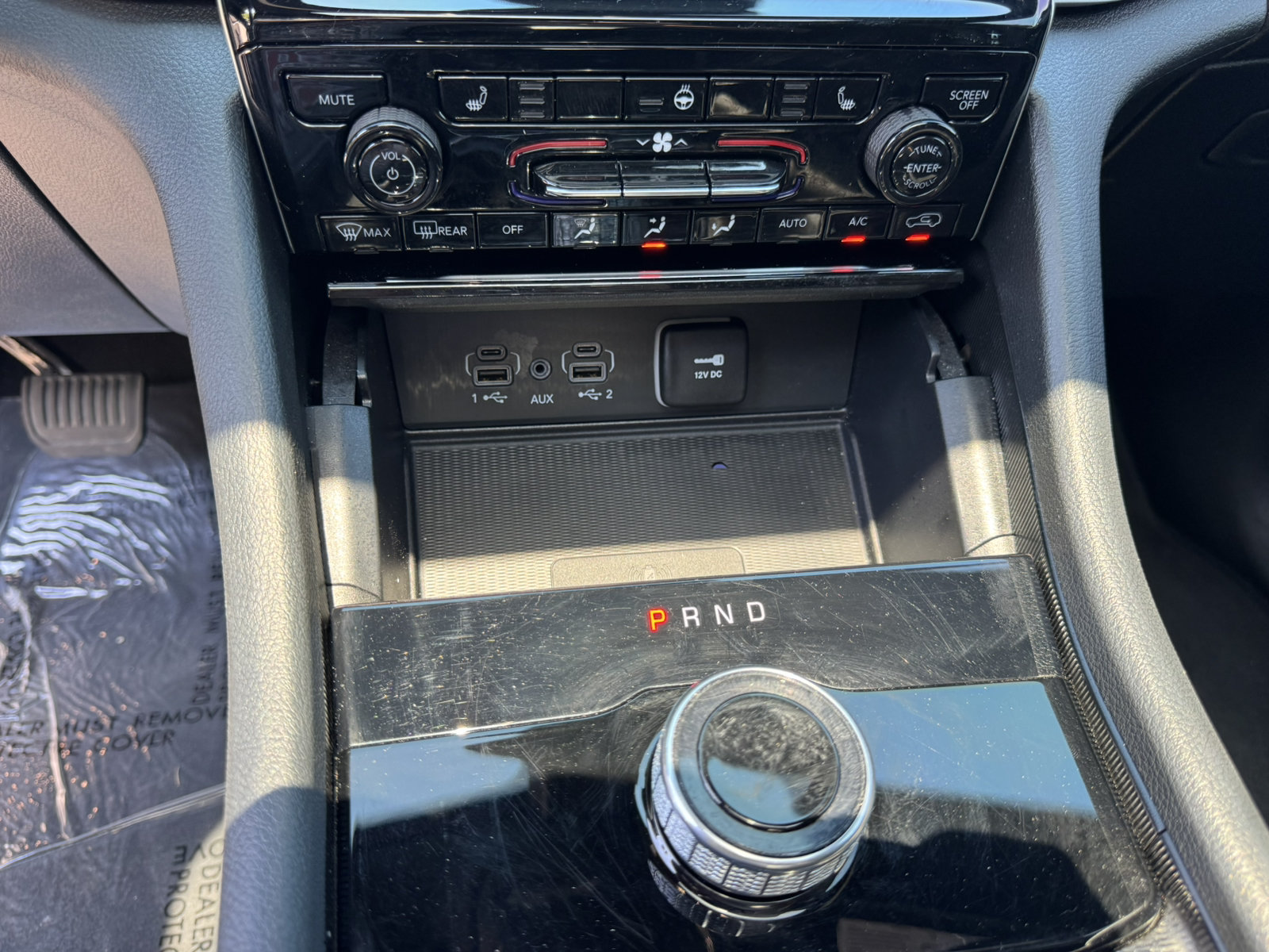 Certified 2025 Jeep Grand Cherokee Altitude AWD/4WD image 30