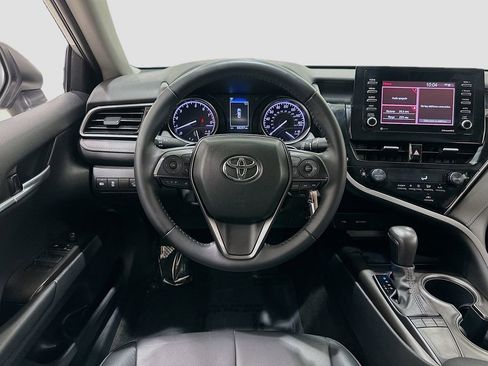 Used 2024 Toyota Camry SE FWD image 21