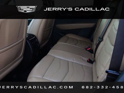 Used 2017 Cadillac XT5 Platinum image 22