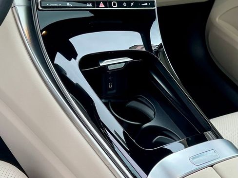 Certified 2026 Mercedes-Benz GLC 300 4MATIC image 23