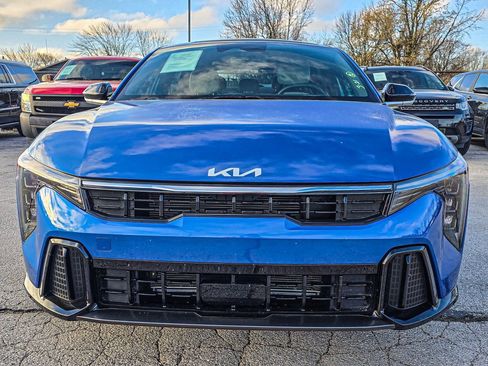 Used 2025 Kia K4 GT-Line w/ GT-Line Premium Package image 2
