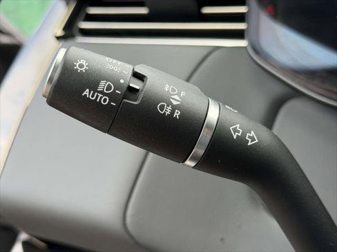 Used 2023 Land Rover Range Rover Sport SE Dynamic AWD/4WD image 26