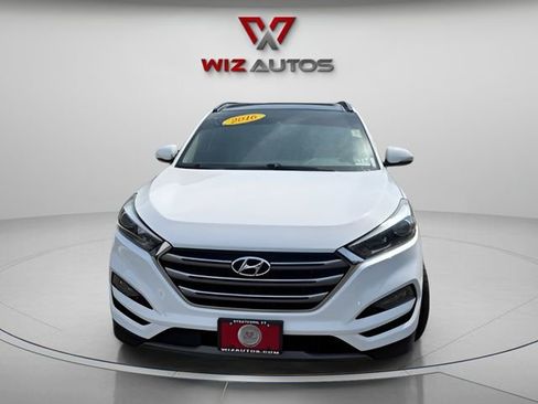 Used 2016 Hyundai Tucson Limited w/ Option Group 03 AWD/4WD image 2