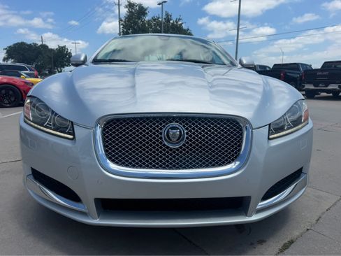 Used 2012 Jaguar XF Portfolio RWD image 6