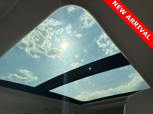 Used 2018 Ford Escape SEL image 15