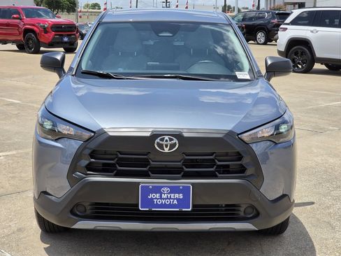 Used 2026 Toyota Corolla Cross L FWD image 3