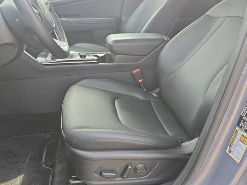 Used 2023 Kia Sportage EX FWD image 14