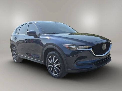 Used 2018 MAZDA CX-5 Touring w/ Preferred Equipment Package FWD image 3