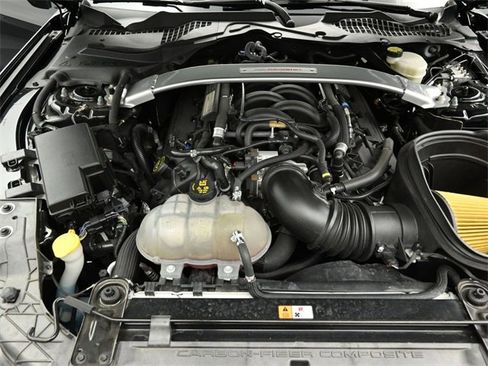 Used 2017 Ford Mustang Shelby GT350R w/ GT350R Equipment Group 920A image 28