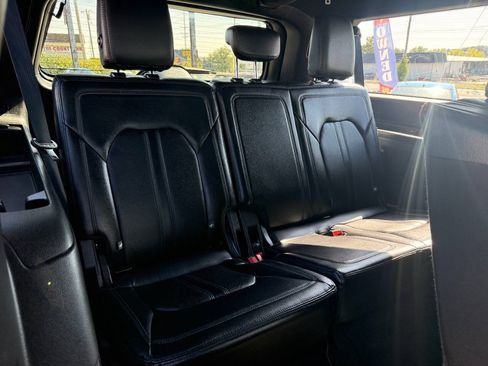 Used 2019 Ford Expedition Max Limited RWD image 38