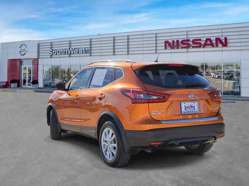 Certified 2022 Nissan Rogue Sport SV w/ Technology Package image 8