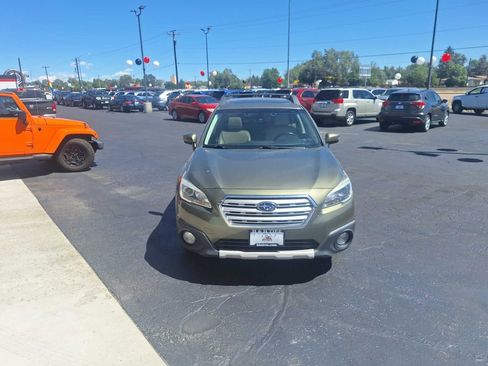 Used 2017 Subaru Outback 2.5i Limited AWD/4WD image 11
