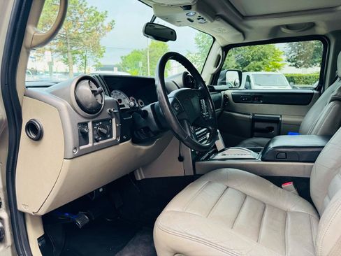 Used 2003 HUMMER H2 w/ Preferred Equipment Group AWD/4WD image 13