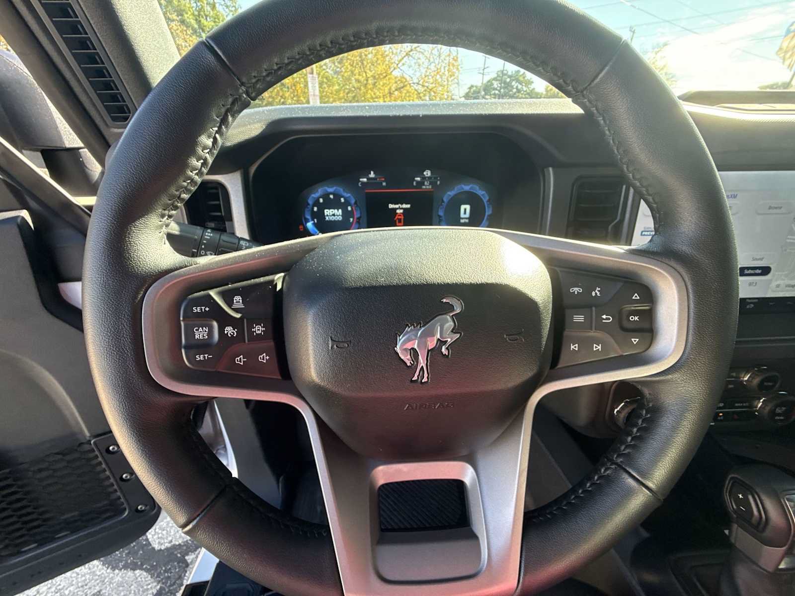 Used 2025 Ford Bronco Badlands AWD/4WD image 11