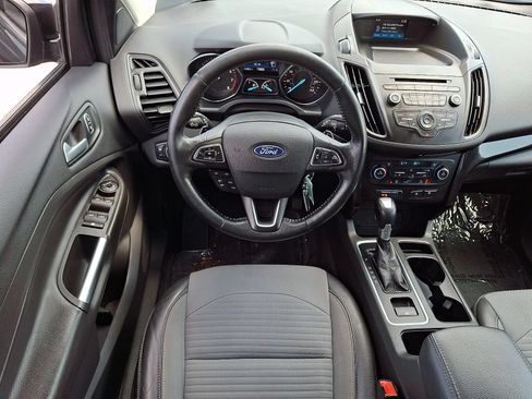 Used 2018 Ford Escape SE w/ SE Sport Appearance Package FWD image 12