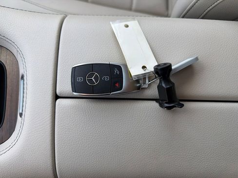 Certified 2025 Mercedes-Benz GLE 350 4MATIC image 26