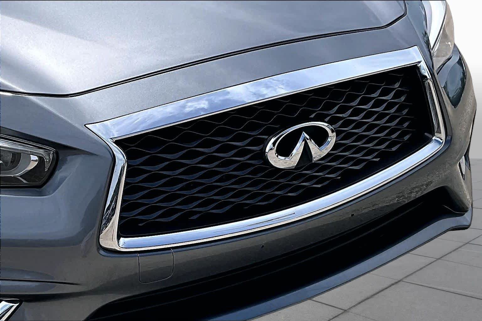 Used 2018 INFINITI Q50 Luxe AWD/4WD image 30
