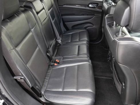 Used 2019 Jeep Grand Cherokee Overland image 19