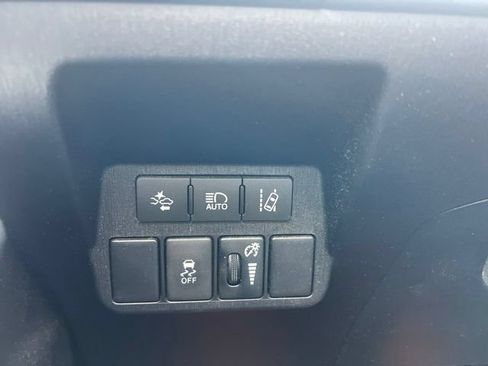 Used 2017 Toyota Prius V Five w/ Advanced Technology Package FWD image 21