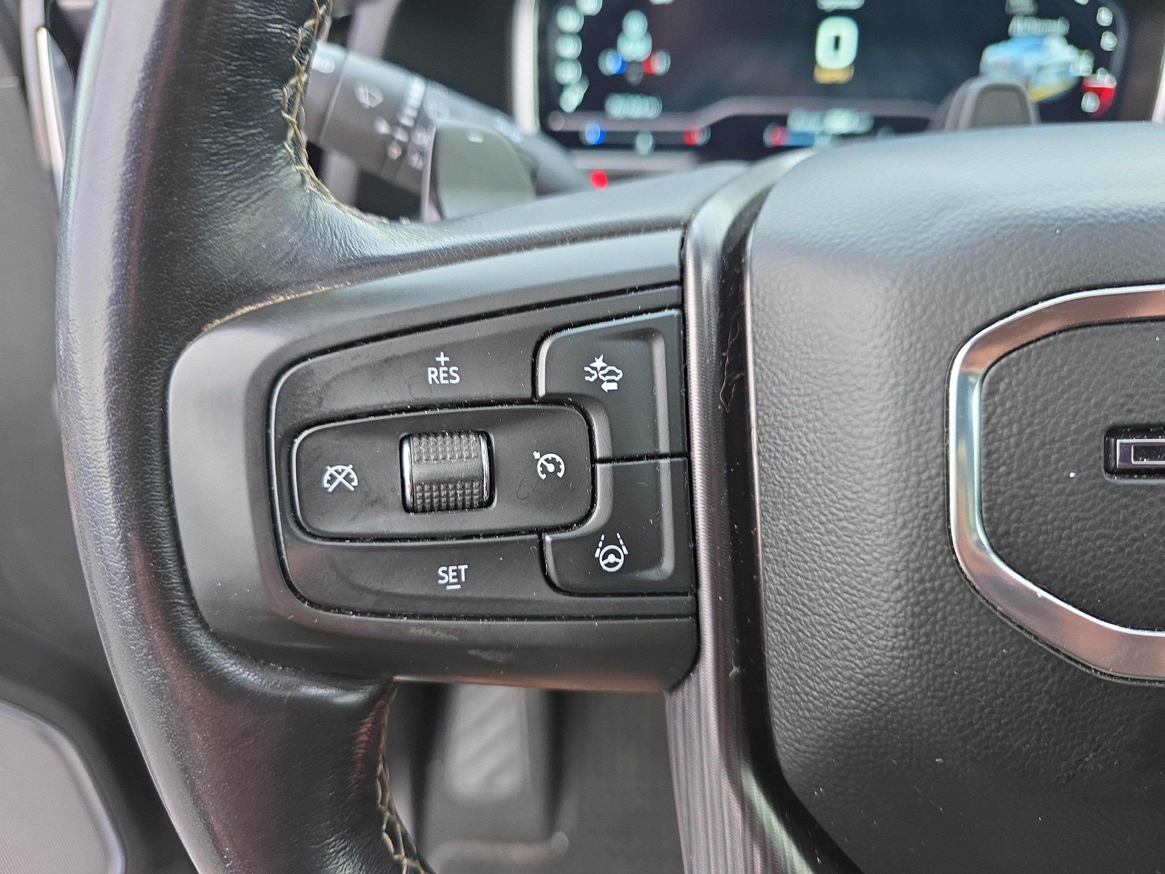 Used 2023 GMC Sierra 1500 Denali Ultimate AWD/4WD image 29