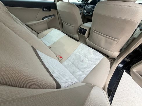 Used 2012 Toyota Camry XLE w/ Convenience Pkg FWD image 18