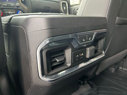 Used 2023 Chevrolet Silverado 3500 High Country image 21