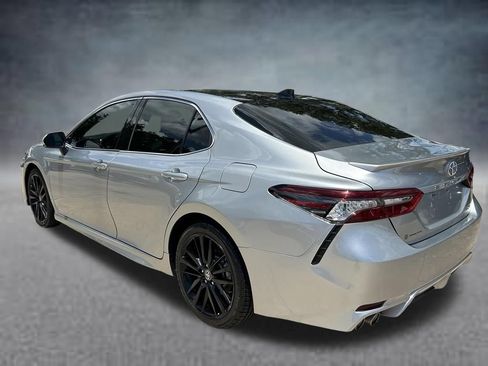 Used 2021 Toyota Camry XSE FWD image 4