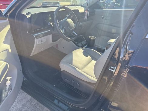 Used 2024 Hyundai Kona Limited image 6