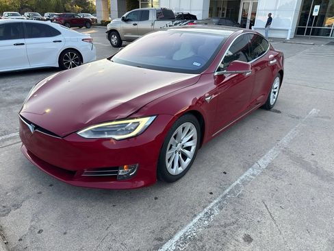 Used 2017 Tesla Model S 75 RWD image 1