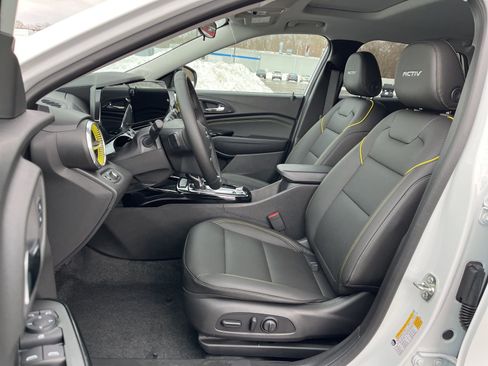 New 2026 Chevrolet Trax ACTIV w/ Sunroof Package image 17