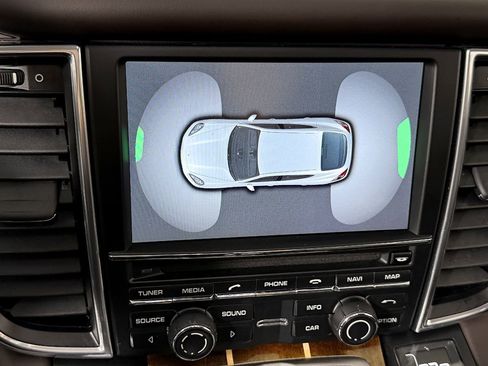 Used 2012 Porsche Panamera Turbo S image 34