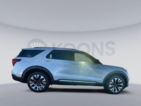 New 2026 Ford Explorer Platinum w/ LUX Leather Package image 8
