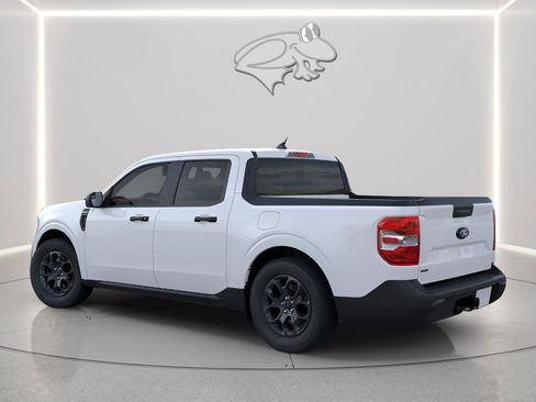 New 2026 Ford Maverick XLT image 4