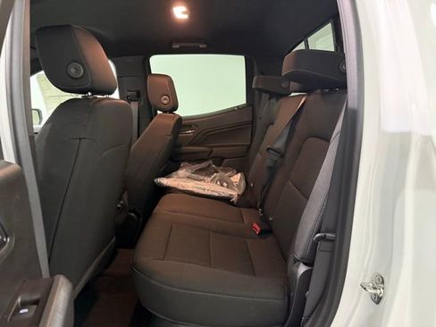 New 2026 GMC Canyon Elevation w/ Convenience Package image 24