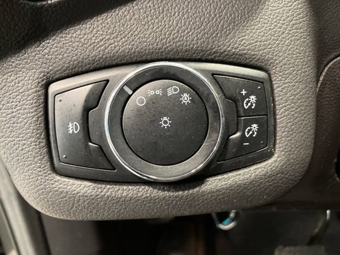 Used 2015 Ford Escape SE image 14