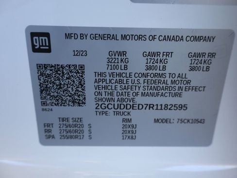 Used 2024 Chevrolet Silverado 1500 LT w/ Z71 Off-Road Package image 11