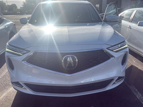 Used 2023 Acura MDX FWD image 2