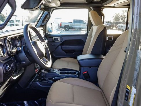 New 2026 Jeep Gladiator Willys image 22