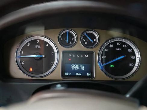 Used 2013 Cadillac Escalade Platinum AWD/4WD image 24